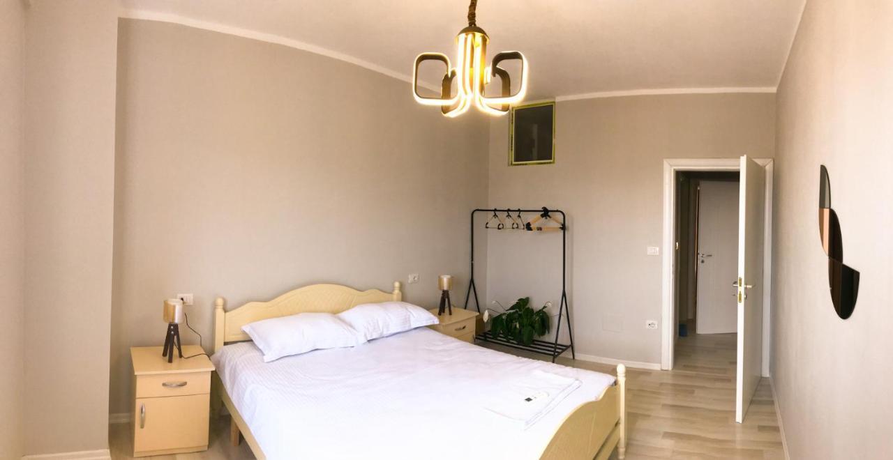 Diti'S Apartment Shkoder Bagian luar foto