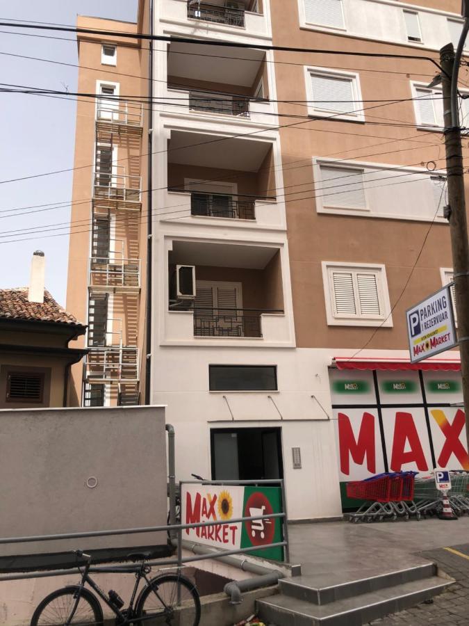 Diti'S Apartment Shkoder Bagian luar foto